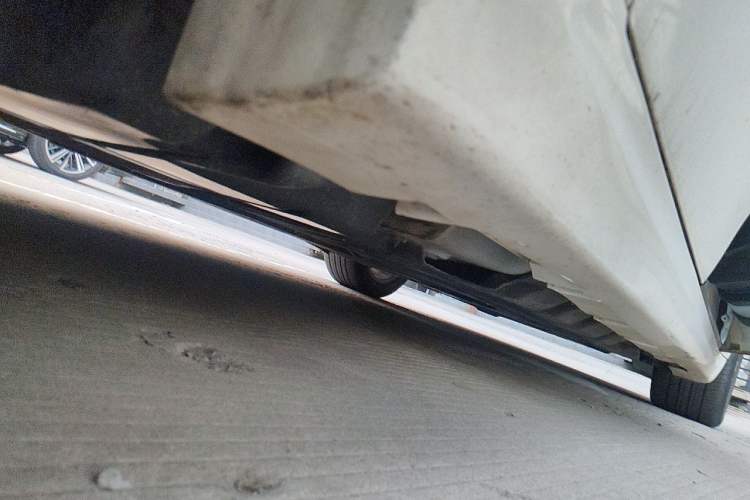 Used Ford Mondeo 2013 2.0L GTDi 200 Fashion Edition Chassis Rear Right