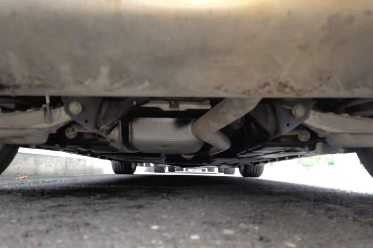 Used Ford Mondeo 2013 2.0L GTDi 200 Luxury Model Chassis Rear