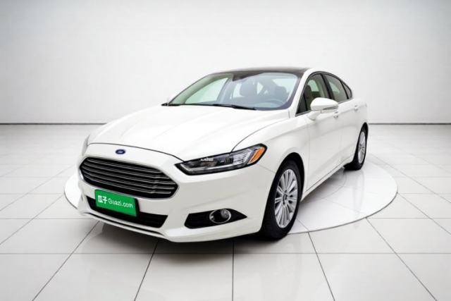 Ford Mondeo 2013 2.0L GTDi 200 Luxury Model с пробегом