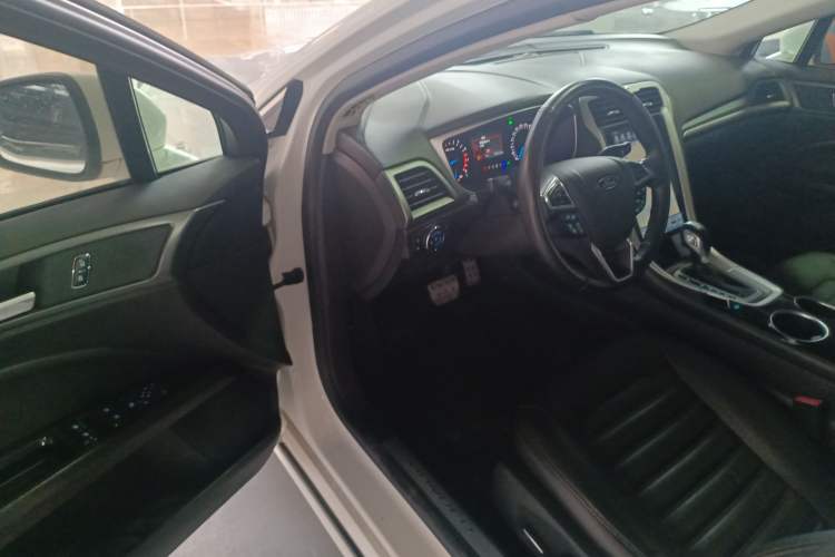 Used Ford Mondeo 2013 1.5L GTDi180 Fashion Edition Driver Seat