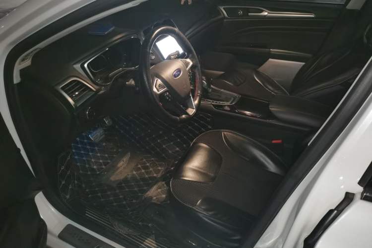 Used Ford Mondeo 2013 2.0L GTDi240 Luxury Sport Model Driver Seat
