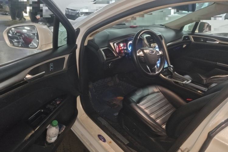 Used Ford Mondeo 2013 2.0L GTDi 200 Fashion Edition Driver Seat