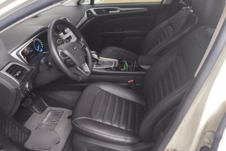 Used Ford Mondeo 2013 2.0L GTDi 200 Fashion Edition Driver Seat