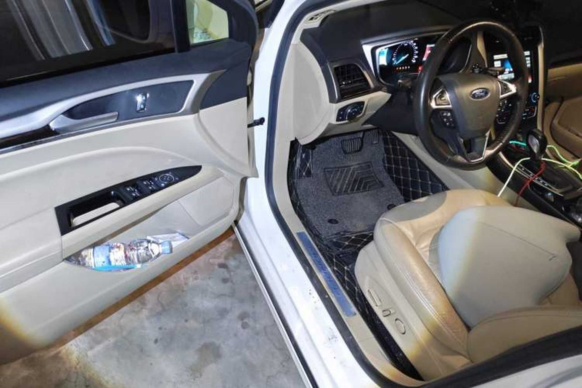 Used Ford Mondeo 2013 2.0L GTDi 200 Luxury Model Driver Seat