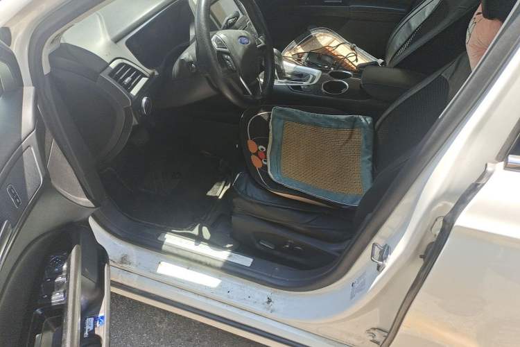 Used Ford Mondeo 2013 1.5L GTDi180 Fashion Edition Driver Seat