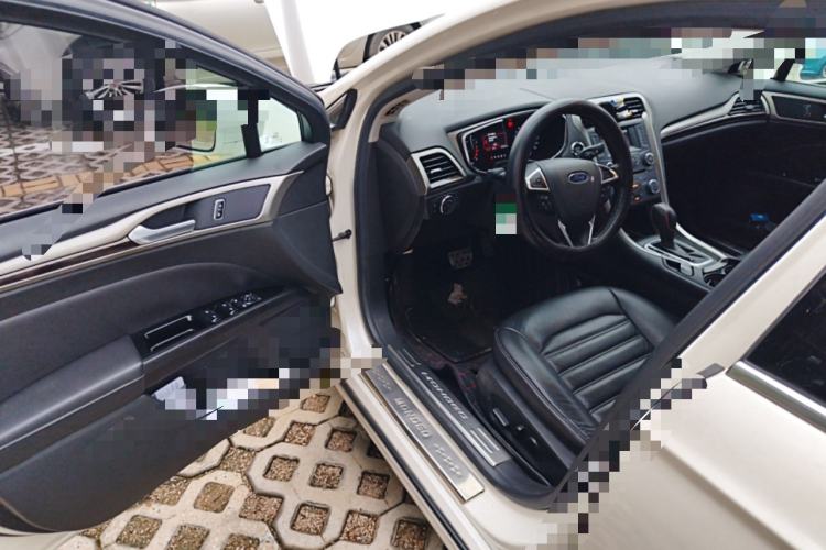 Used Ford Mondeo 2013 2.0L GTDi 200 Fashion Edition Driver Seat