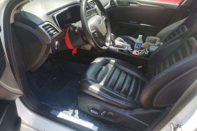 Used Ford Mondeo 2013 2.0L GTDi 200 Luxury Model Driver Seat
