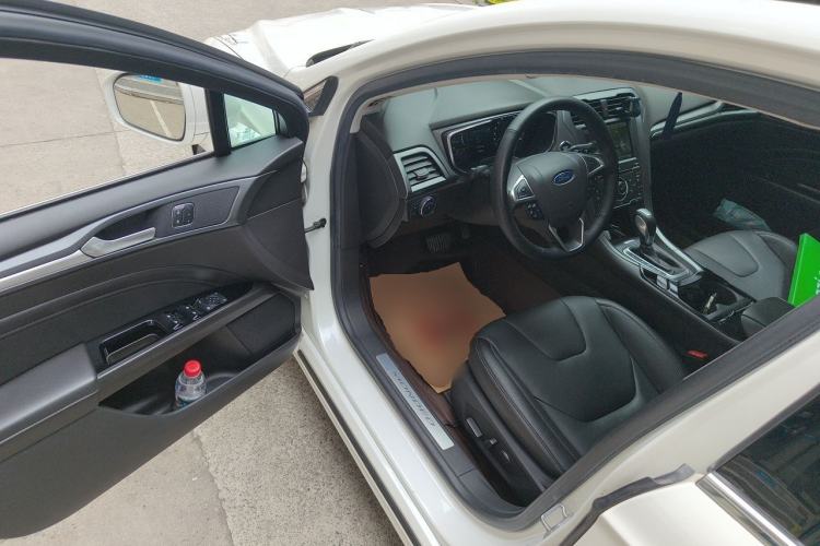 Used Ford Mondeo 2013 2.0L GTDi240 Luxury Sport Model Driver Seat