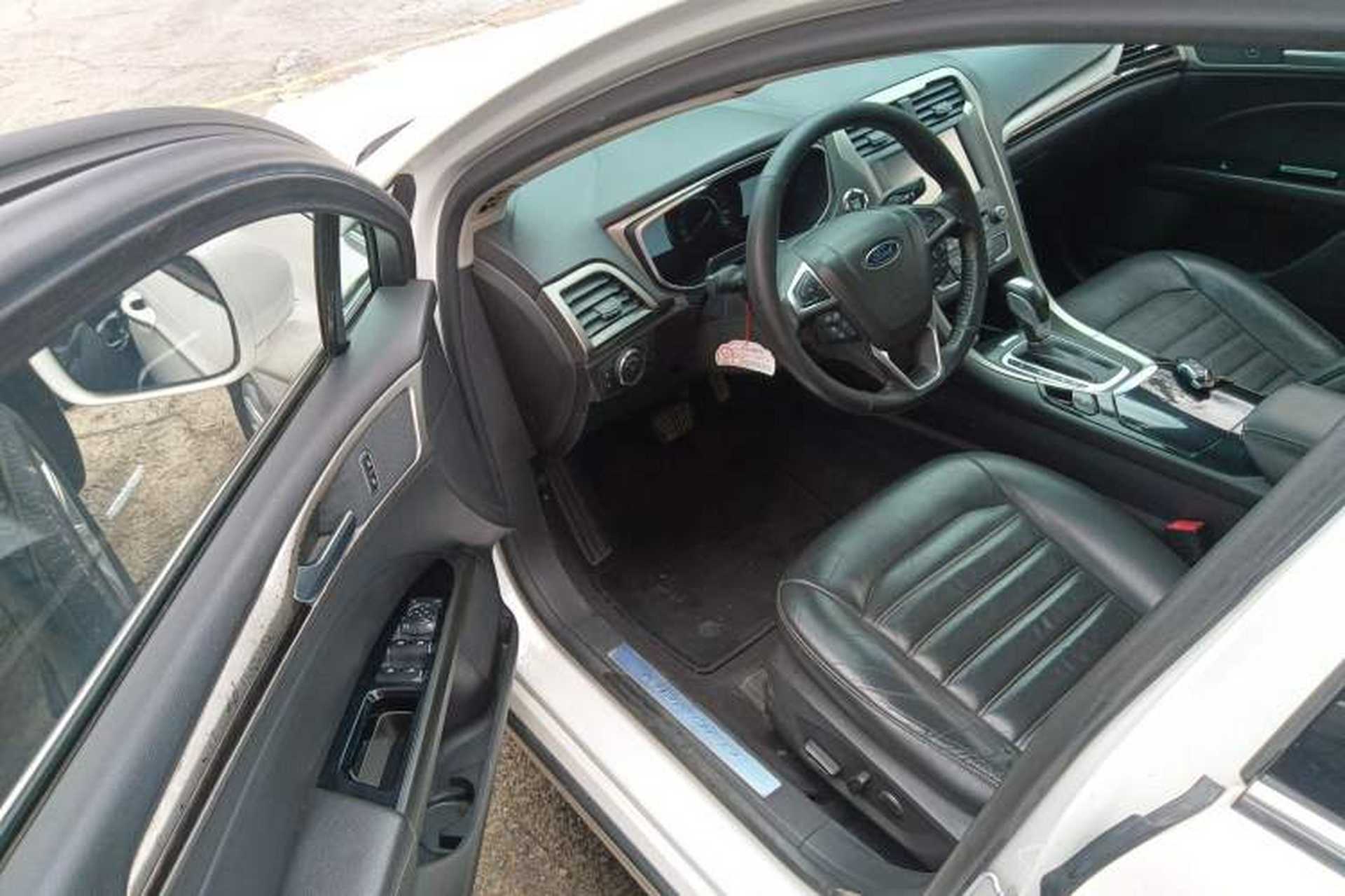 Used Ford Mondeo 2013 2.0L GTDi 200 Luxury Model Driver Seat