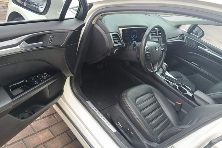 Used Ford Mondeo 2013 1.5L GTDi180 Fashion Edition Driver Seat