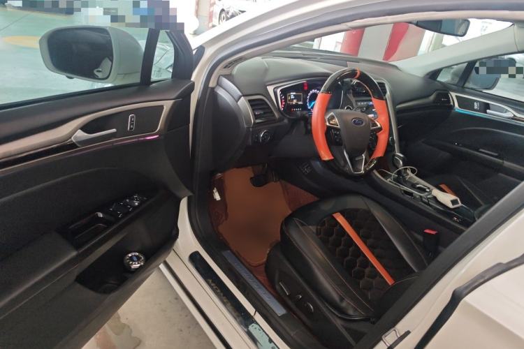 Used Ford Mondeo 2013 2.0L GTDi 200 Fashion Edition Driver Seat
