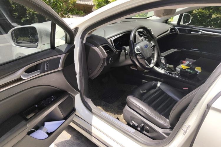 Used Ford Mondeo 2013 2.0L GTDi 200 Luxury Model Driver Seat