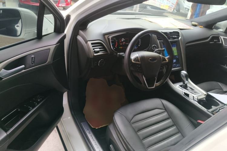 Used Ford Mondeo 2013 2.0L GTDi 200 Fashion Edition Driver Seat