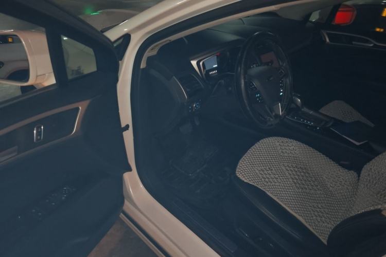 Used Ford Mondeo 2013 2.0L GTDi 200 Fashion Edition Driver Seat