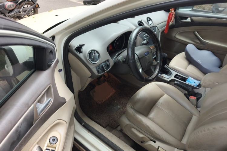 Used Ford Mondeo 2013 2.3L Fashion Edition Driver Seat