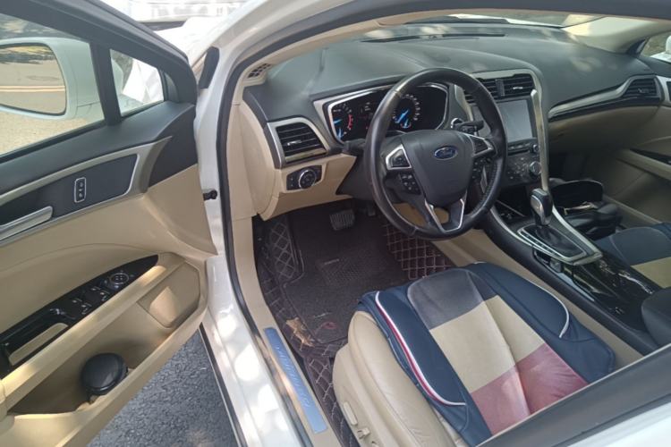 Used Ford Mondeo 2013 2.0L GTDi 200 Fashion Edition Driver Seat