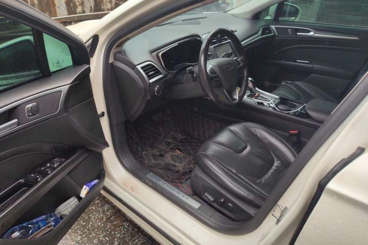 Used Ford Mondeo 2013 2.0L GTDi240 Luxury Sport Model Driver Seat