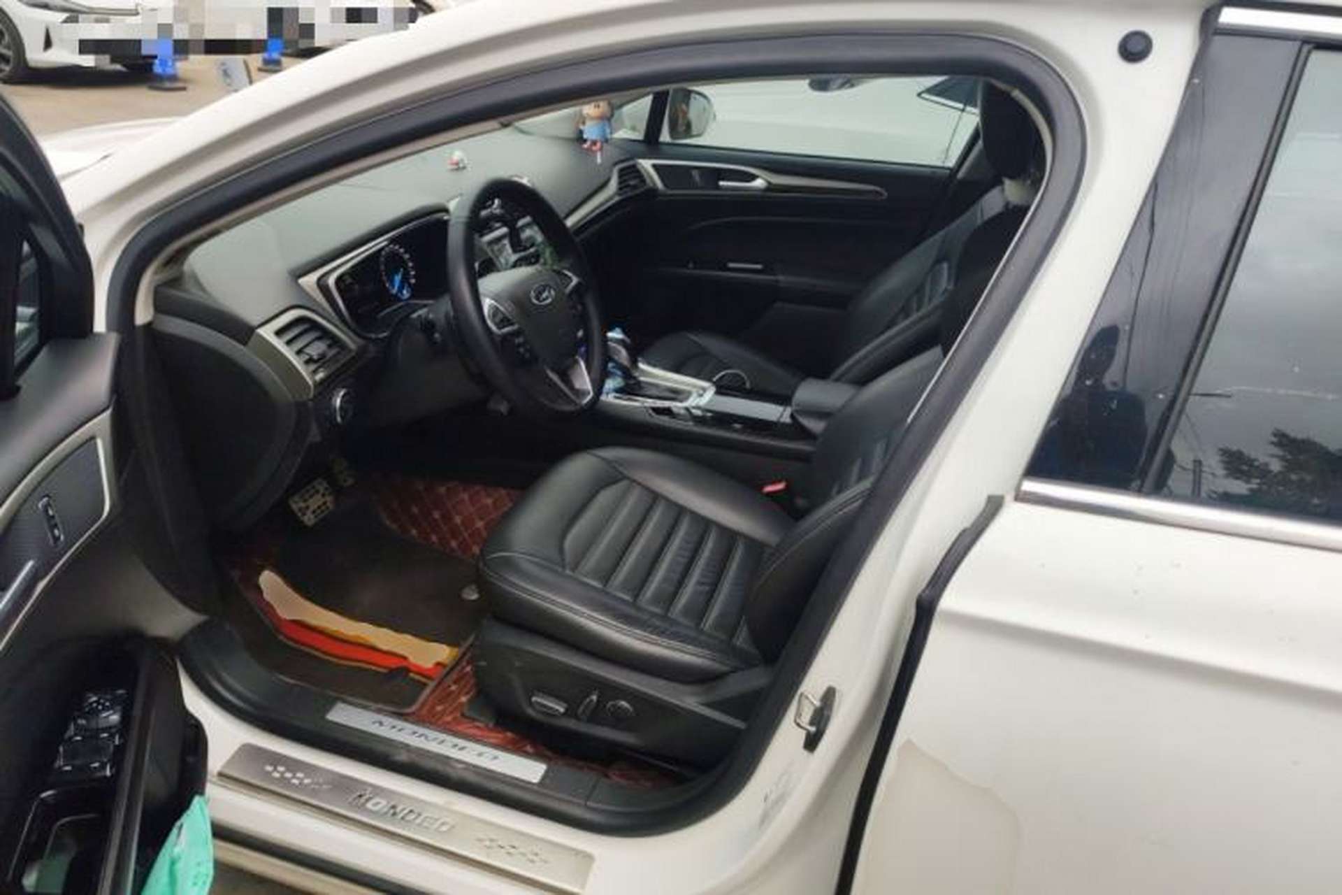 Used Ford Mondeo 2013 2.0L GTDi 200 Fashion Edition Driver Seat