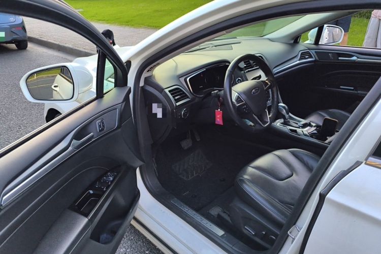 Used Ford Mondeo 2013 2.0L GTDi240 Luxury Sport Model Driver Seat