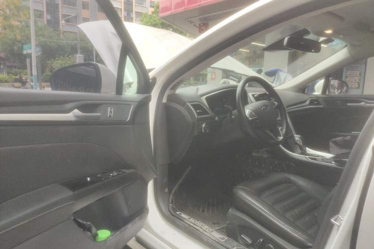 Used Ford Mondeo 2013 1.5L GTDi180 Fashion Edition Driver Seat