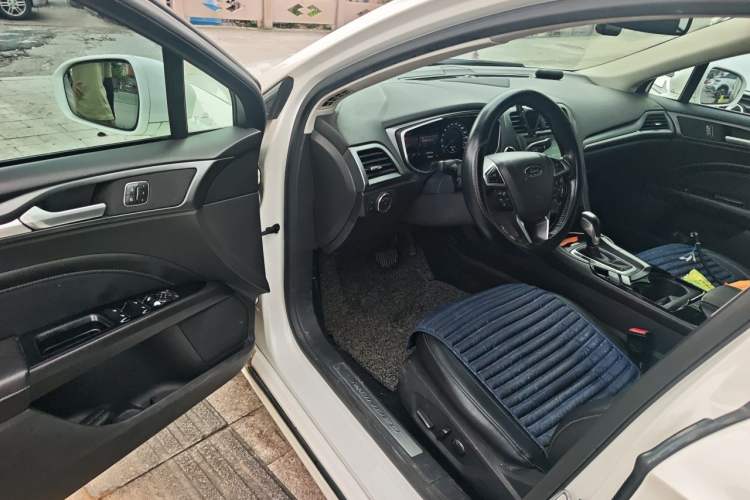 Used Ford Mondeo 2013 2.0L GTDi240 Luxury Sport Model Driver Seat