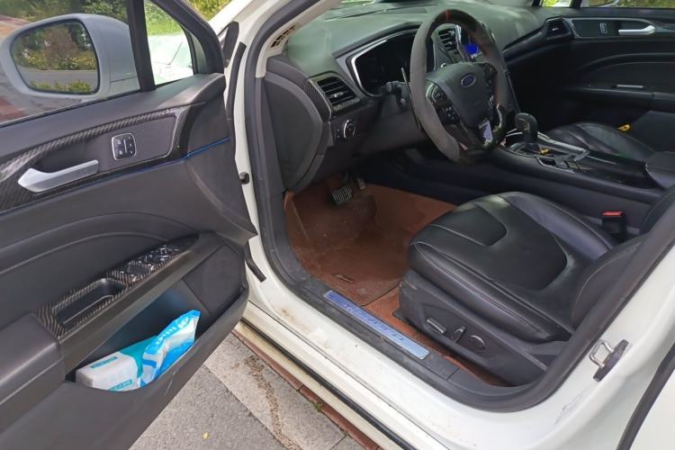 Used Ford Mondeo 2013 2.0L GTDi240 Luxury Sport Model Driver Seat