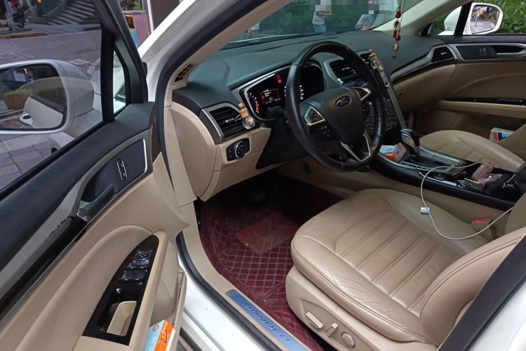 Used Ford Mondeo 2013 2.0L GTDi 200 Fashion Edition Driver Seat