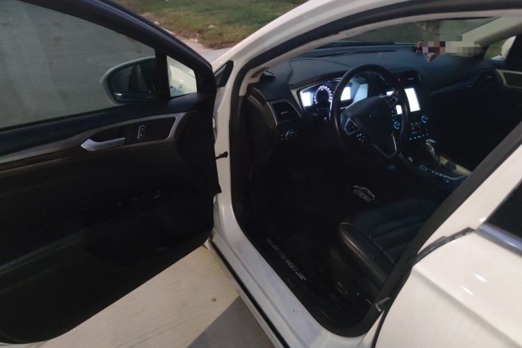 Used Ford Mondeo 2013 2.0L GTDi240 Flagship Edition Driver Seat