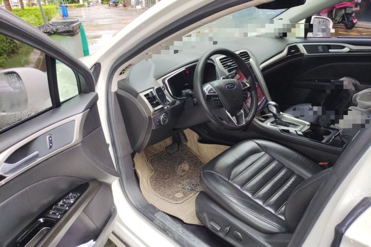Used Ford Mondeo 2013 2.0L GTDi 200 Fashion Edition Driver Seat