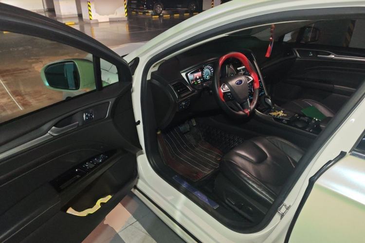 Used Ford Mondeo 2013 2.0L GTDi240 Luxury Sport Model Driver Seat