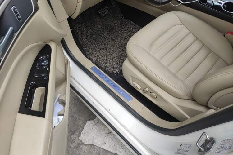 Used Ford Mondeo 2013 1.5L GTDi180 Fashion Edition Driver Seat