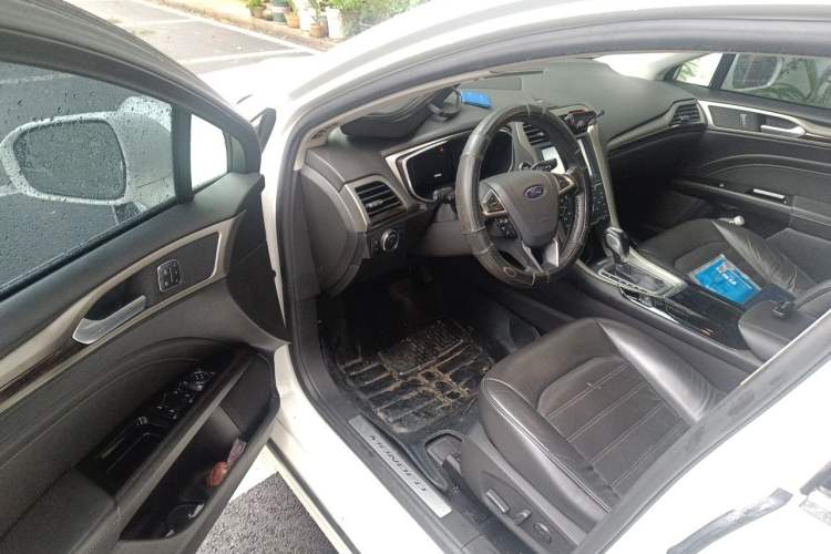 Used Ford Mondeo 2013 2.0L GTDi240 Flagship Edition Driver Seat
