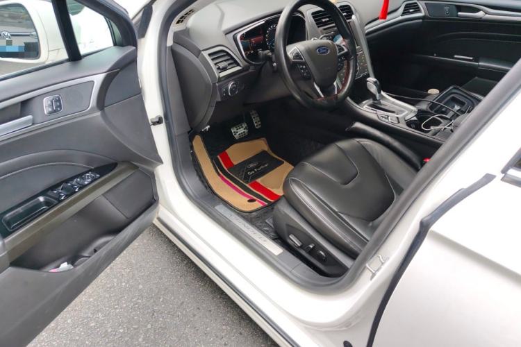 Used Ford Mondeo 2013 2.0L GTDi240 Luxury Sport Model Driver Seat