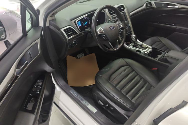 Used Ford Mondeo 2013 2.0L GTDi 200 Luxury Model Driver Seat