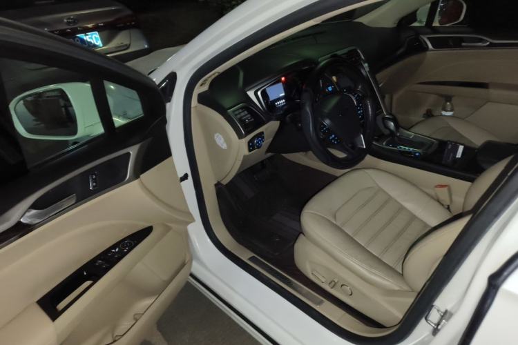 Used Ford Mondeo 2013 2.0L GTDi 200 Fashion Edition Driver Seat