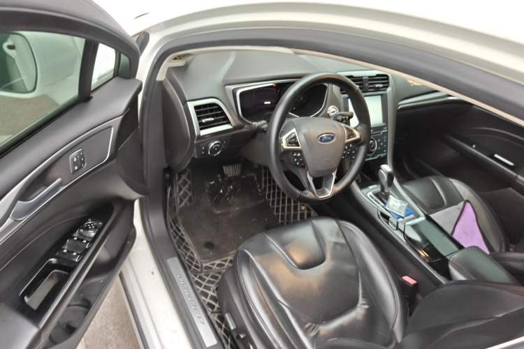 Used Ford Mondeo 2013 2.0L GTDi240 Flagship Edition Driver Seat