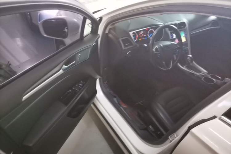 Used Ford Mondeo 2013 1.5L GTDi180 Fashion Edition Driver Seat