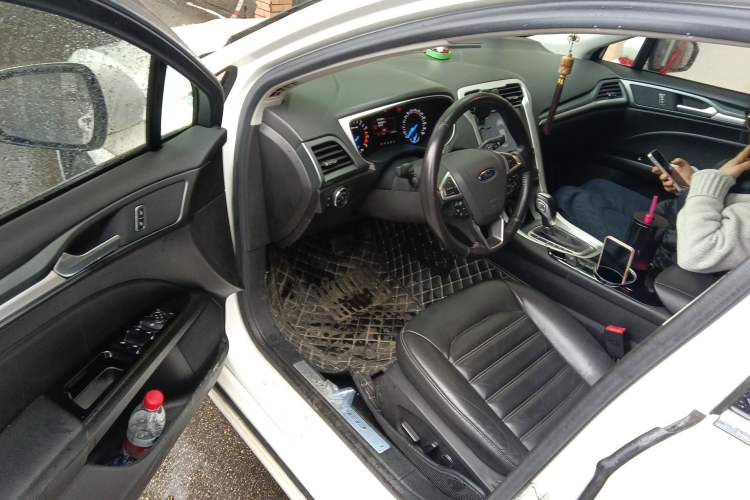 Used Ford Mondeo 2013 1.5L GTDi180 Fashion Edition Driver Seat
