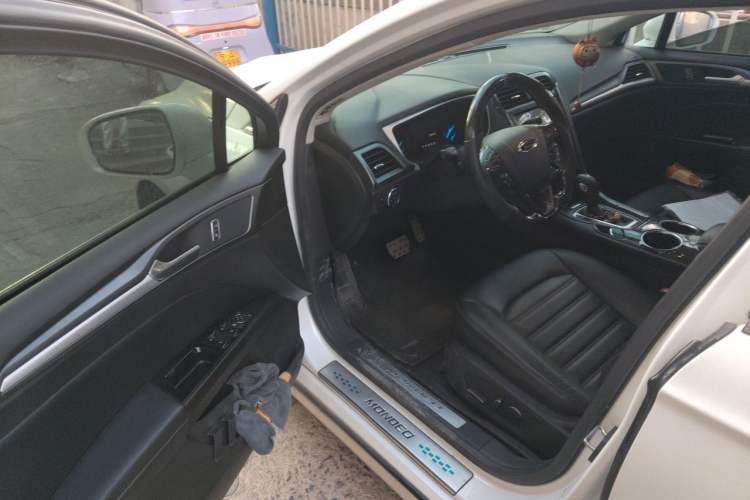 Used Ford Mondeo 2013 1.5L GTDi180 Fashion Edition Driver Seat