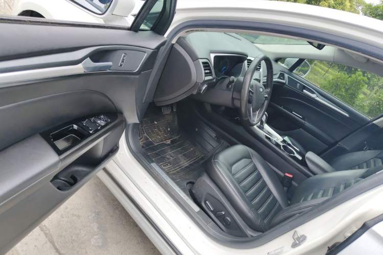 Used Ford Mondeo 2013 1.5L GTDi180 Fashion Edition Driver Seat