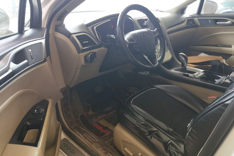 Used Ford Mondeo 2013 2.0L GTDi 200 Fashion Edition Driver Seat