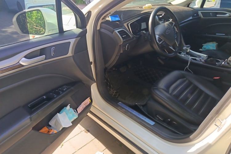 Used Ford Mondeo 2013 2.0L GTDi 200 Luxury Model Driver Seat