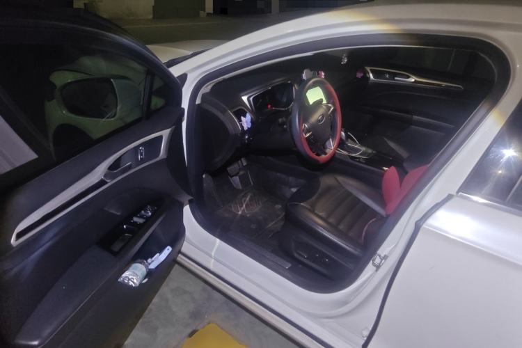 Used Ford Mondeo 2013 2.0L GTDi 200 Luxury Model Driver Seat