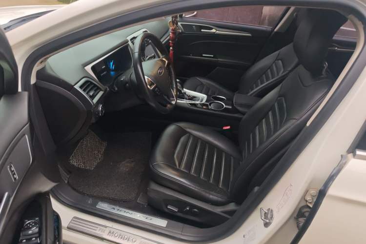 Used Ford Mondeo 2013 1.5L GTDi180 Fashion Edition Driver Seat