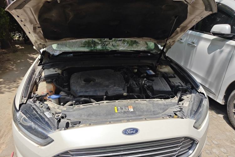 Used Ford Mondeo 2013 1.5L GTDi180 Fashion Edition Engine Bay
