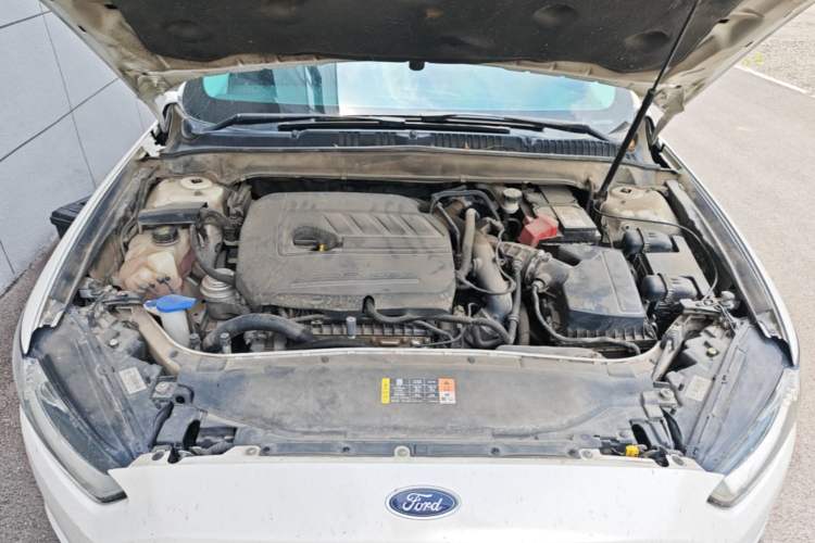 Used Ford Mondeo 2013 1.5L GTDi180 Fashion Edition Engine Bay