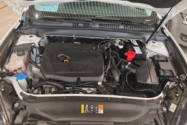 Used Ford Mondeo 2013 1.5L GTDi180 Fashion Edition Engine Bay