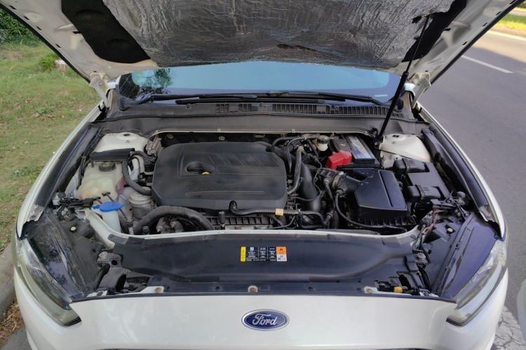 Used Ford Mondeo 2013 1.5L GTDi180 Fashion Edition Engine Bay