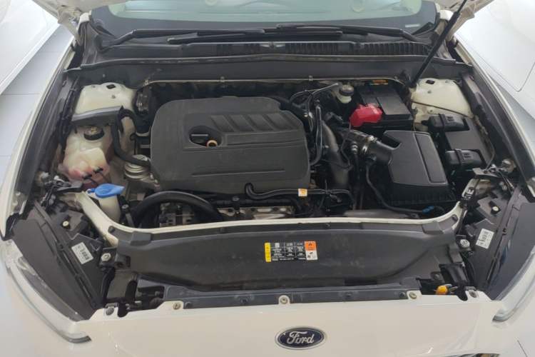 Used Ford Mondeo 2013 1.5L GTDi180 Fashion Edition Engine Bay