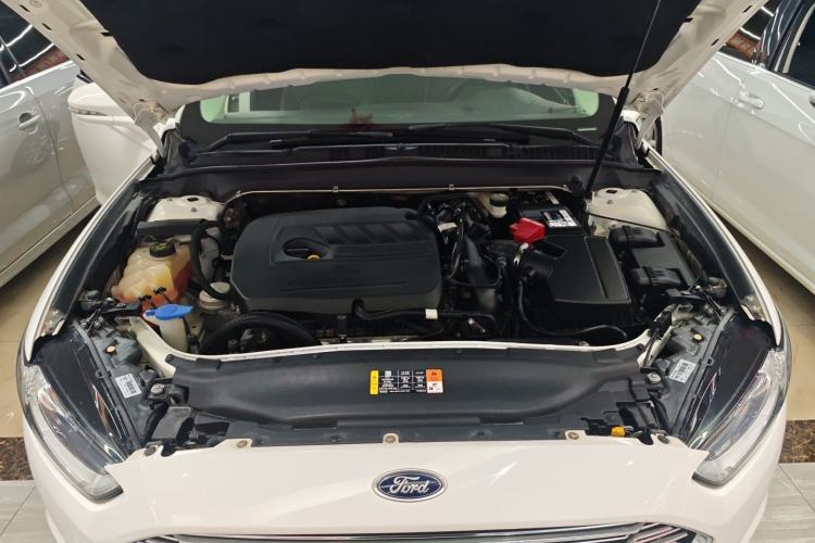 Used Ford Mondeo 2013 1.5L GTDi180 Fashion Edition Engine Bay